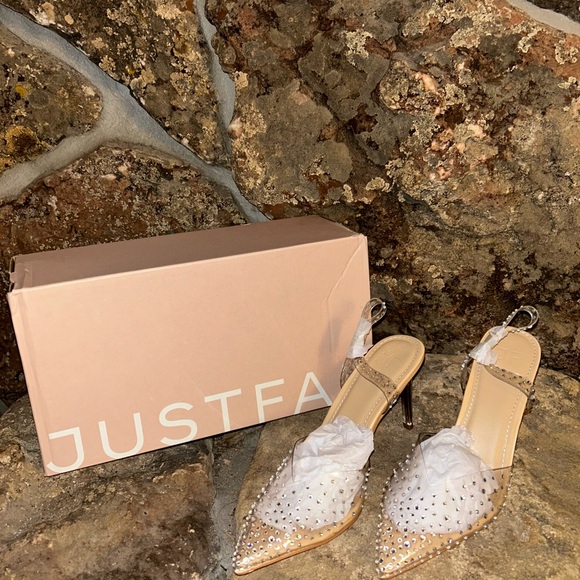 BRAND NEW NEVER WORN!!!Emma Clear Embellished Pump. Perfect wedding/ event shoes - Picture 6 of 15